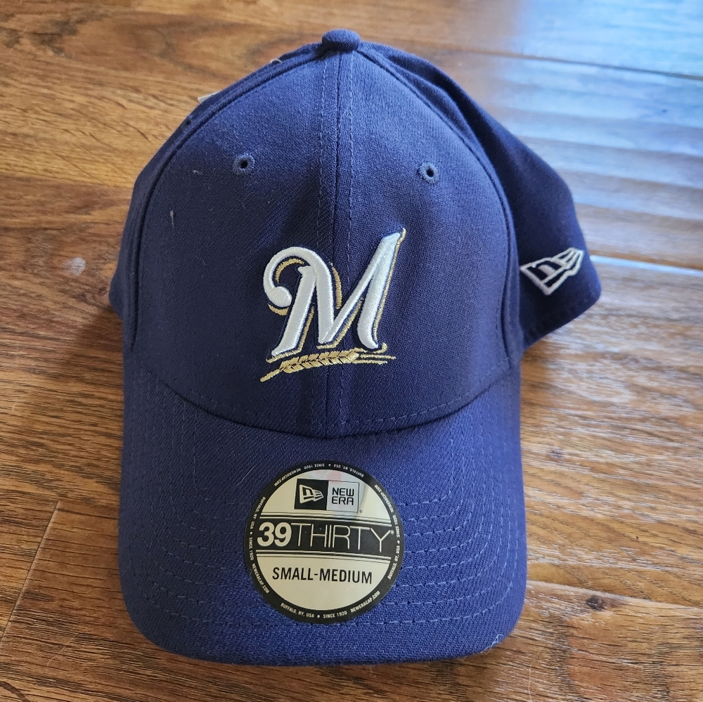 Milwaukee Brewers New Era 39Thirty Flex Hat Cap Team Classic Size Small / Medium